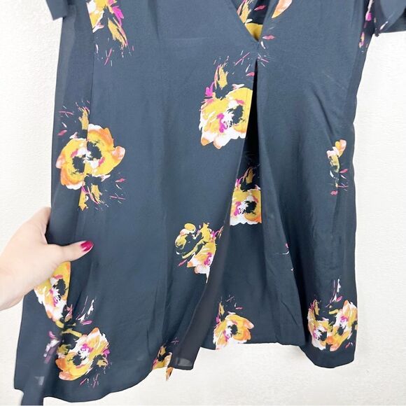 ALC Lucia Off shoulder Silk Black Floral Shoulder Mini Dress Size 4 - Picture 7 of 7